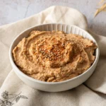 Pikanter Hummus mit weißen Bohnen