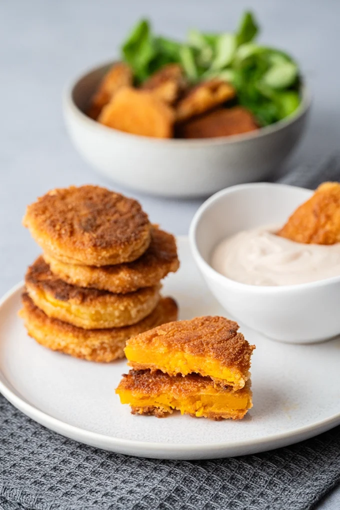 Leckere vegane Butternut Schnitzel