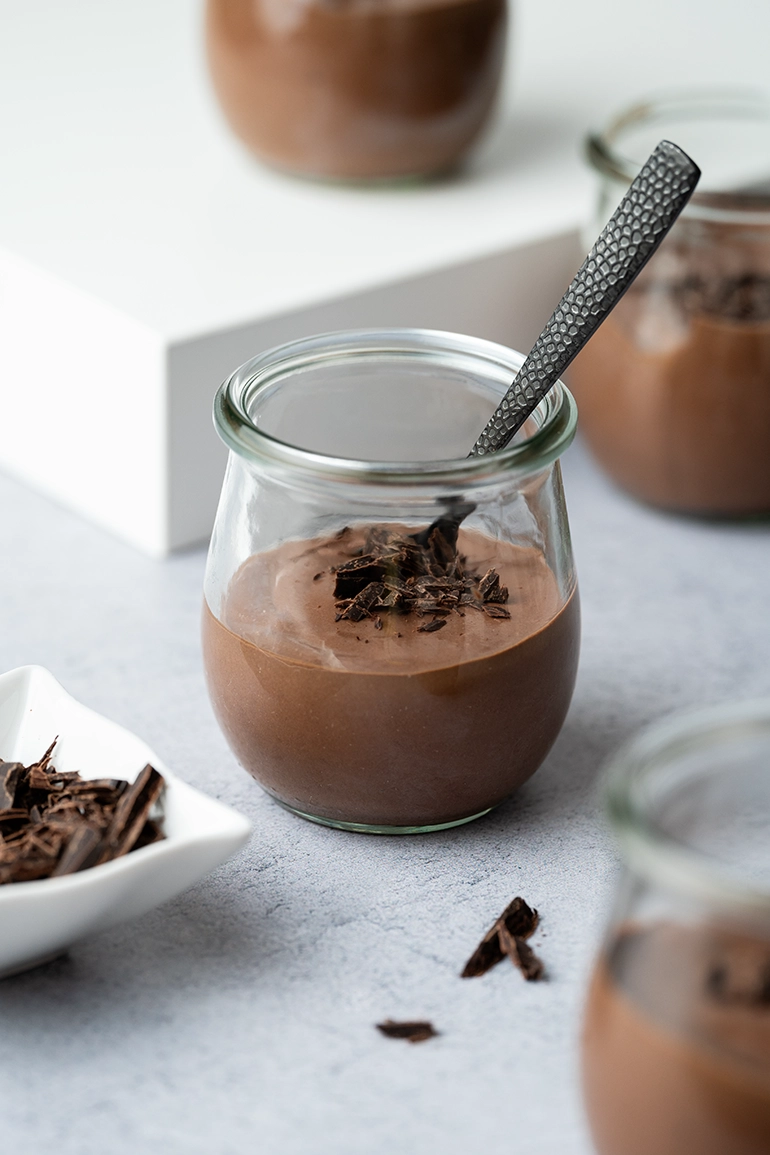 vegan_rezept_veganes_Schokomousse_2 Veganes Schokomousse im Glas