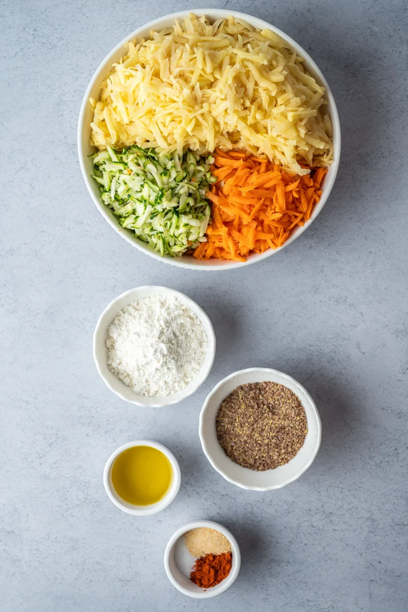 rezept-vegan-zutaten-gesundes-fastfood-kartoffelrolle Zutaten für die vegane Kartoffelrolle in weißen Schalen