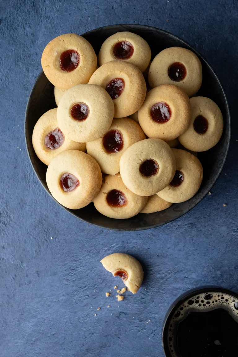 Vegane Engelsaugen in schwarzer Schale